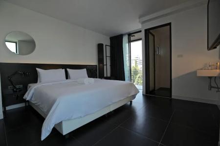 Bed Nimman - Adults Only - 87