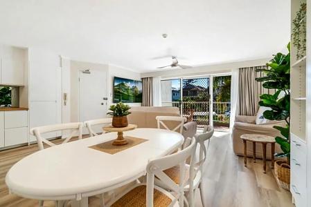 Markham Court - 108