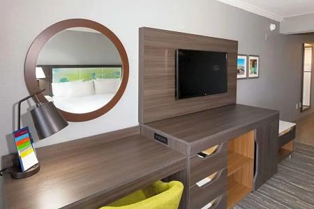 Hampton Inn - 59