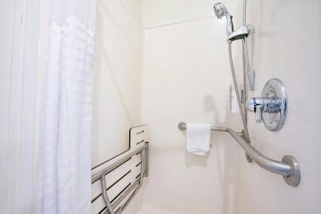 Clarion Pointe - 49