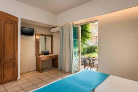 Elotis Suites - 61