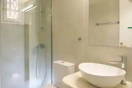 Bellevue Suites - 66