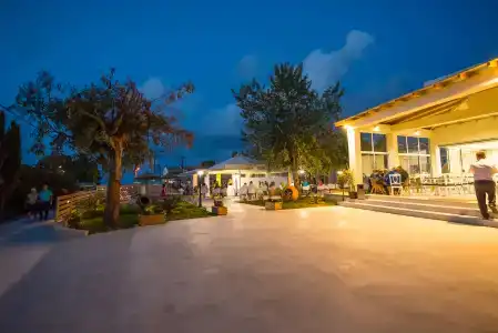 Amour Holiday Resort - 24