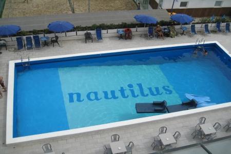 Nautilus Family - 29