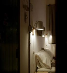 T-Boutique Hostel - Hua Lamphong - 77