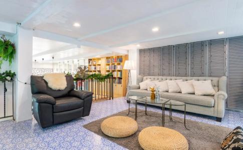 White Ivory Bed And Breakfast - 14