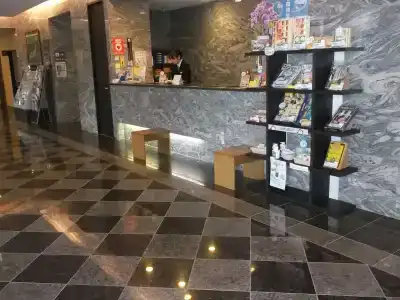 Route-Inn Mojiko - 12