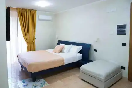 Vittoria Guest House Salerno - 5