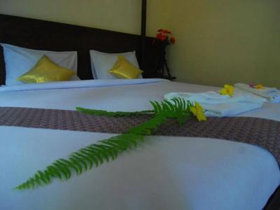 Lanta Klong Nin Beach Resort - 5