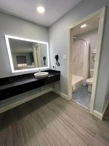SureStay by Best Western San Antonio Riverwalk - 48