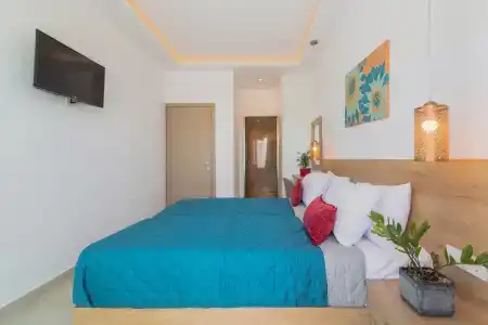 Aphrodite Studios & Suites - 42