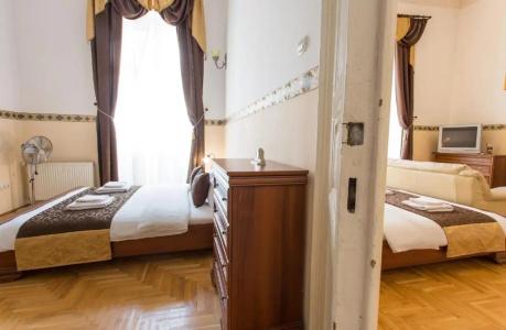 Budapest Best - 40