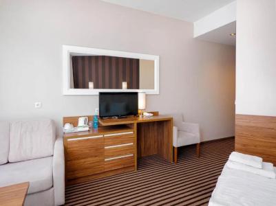 White Resort - 84