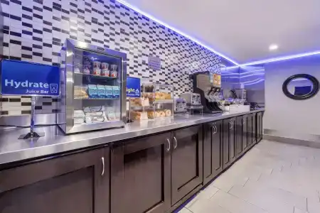 Best Western Mccarran Inn - 30
