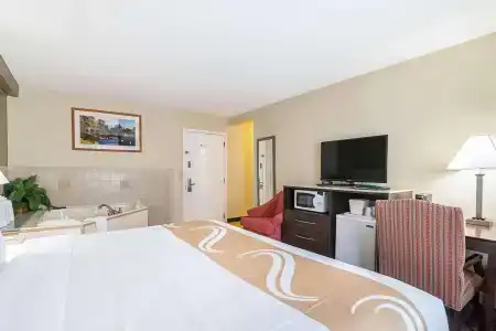 Quality Inn - 3