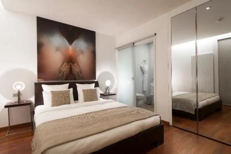 La Cour Des Augustins Boutique Gallery Design - 48