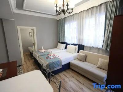 White Pearl Apart - 48