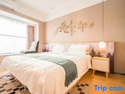 Xinyang City Celebrity - 104