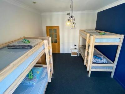 Cinnamon Sally Backpackers - 23