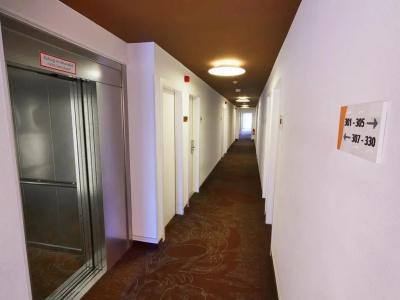 B&B Düsseldorf City-Süd - 13