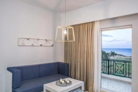 Sea View & Apartment - 93