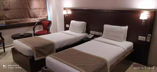 The Curzon Court - 71