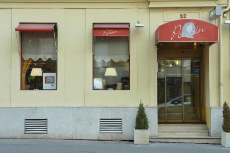 Hôtel Poussin - 0
