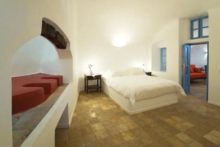 Pantelia Suites - 182