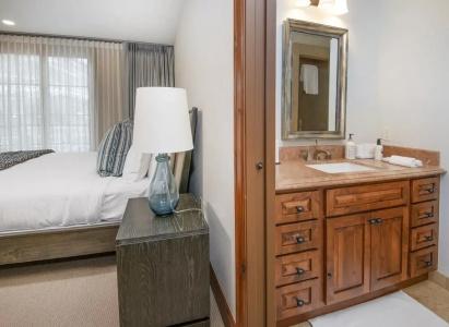 The Collection at the Ritz Carlton Residences - 120