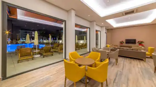 Julian Marmaris - 7