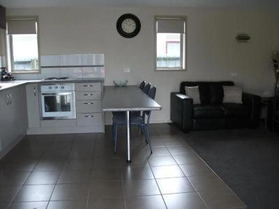 Scenicland Motels - 117