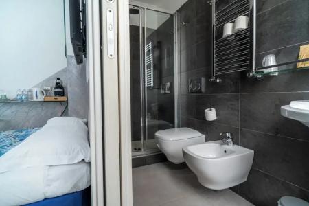Teresa Rooms & Suites - 48