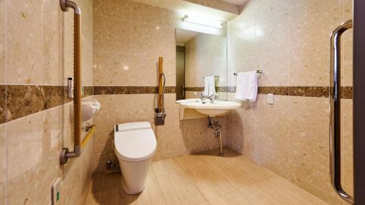 Toyoko Inn Hiroshima Ekimae Ohashi Minami - 40