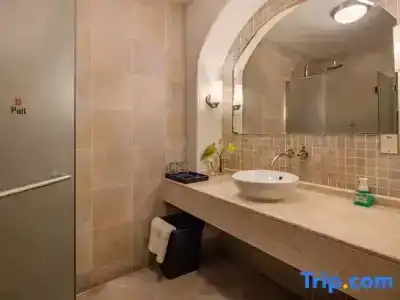 Aegean Suites Sanya Yalong Bay Resort - 17