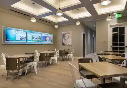 SpringHill Suites by Marriott - 13