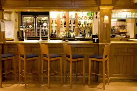 Premier Inn Putney Bridge - 17