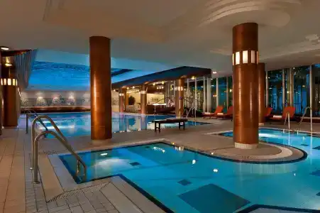Radisson Blu Park & Conference Centre - 9