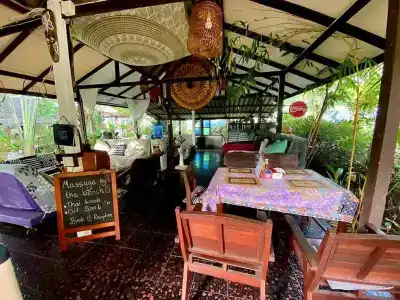 Sabai Sabai Beach Bungalows - 6