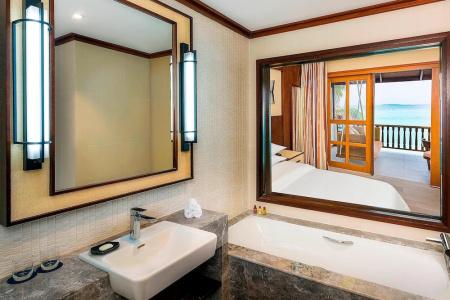 Sheraton Maldives Full Moon Resort & Spa - 62