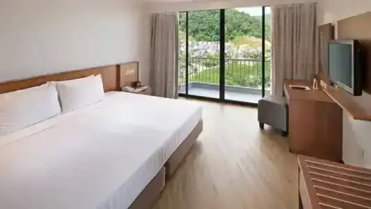 The Bayview Beach - 56