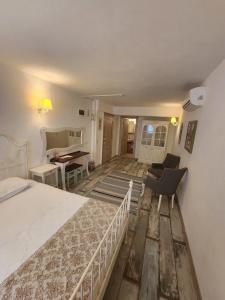 Tarcin Alacati - 30