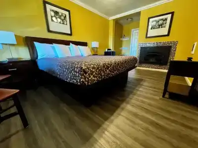 Carmel Wayfarer Inn - 56
