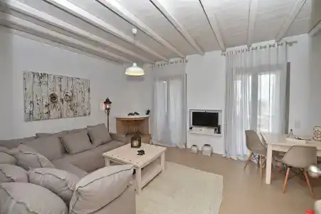 White Tinos Luxury Suites - 69
