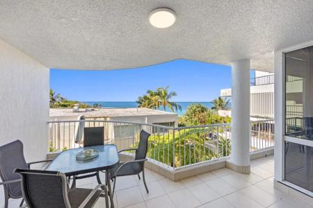 La Mer Sunshine Beachfront - 52