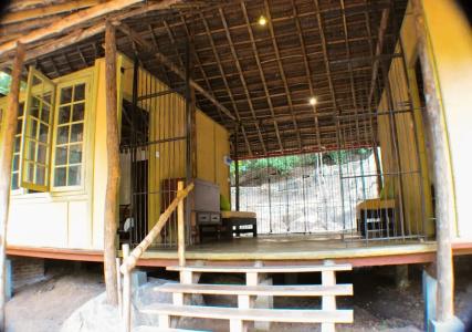 Back of Beyond - Dehigaha Ela - 27