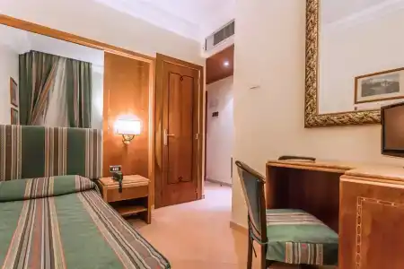 Raeli Archimede - 4