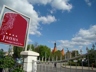 Janus Boutique & Spa - 89