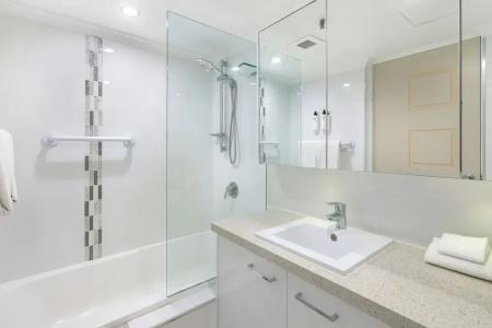 Ultiqa Beach Haven On Broadbeach - 78