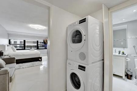 The Alexander All Suites - 466