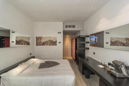 Blue Shades ApartHotel - 311